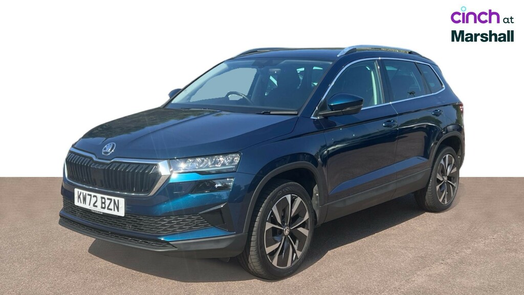 Skoda Karoq Suv White #8