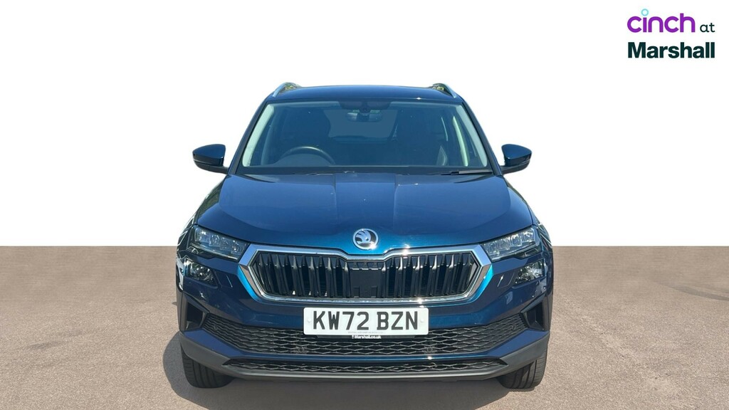 Skoda Karoq Suv White #9