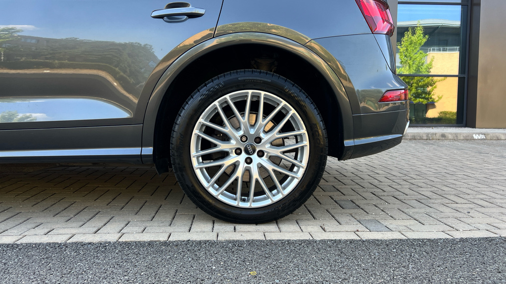 Audi Q5 Tdi Quattro S Line Black #18