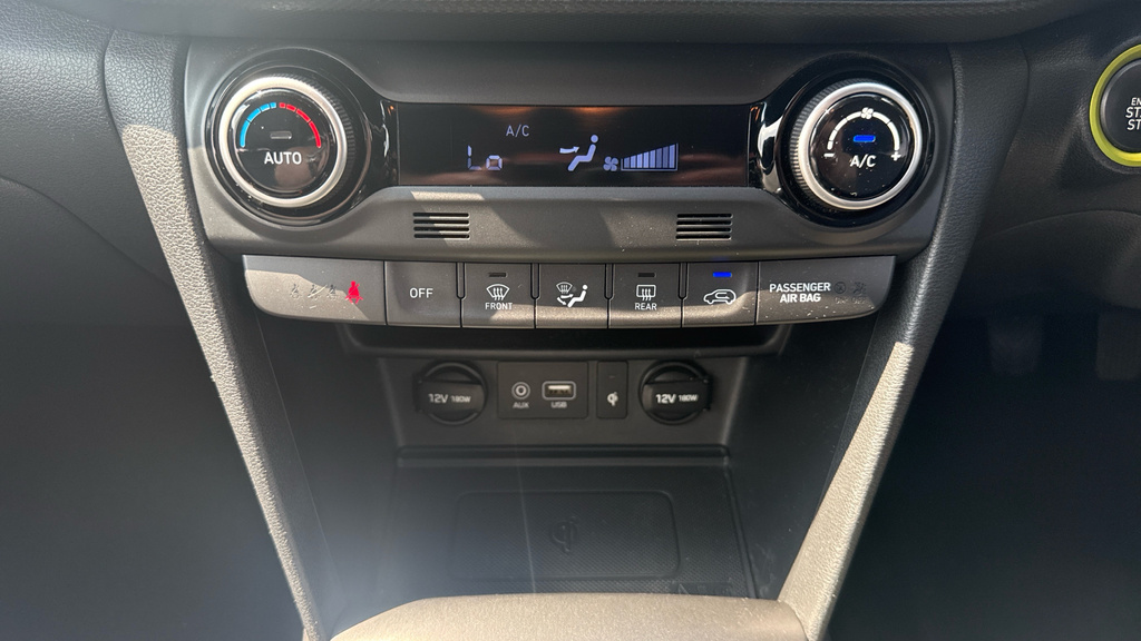 Hyundai Kona Black #27