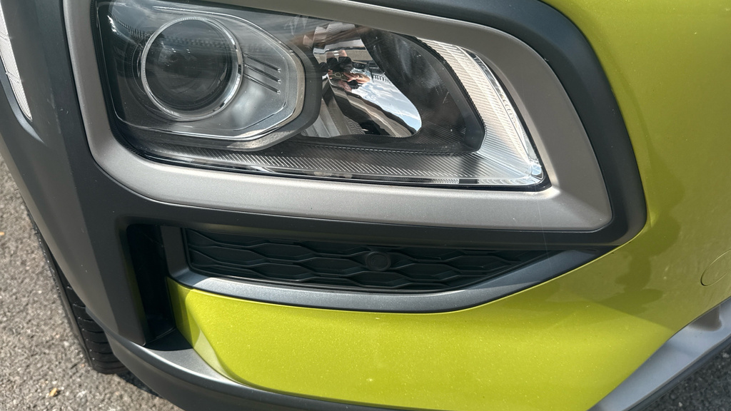 Hyundai Kona Black #28