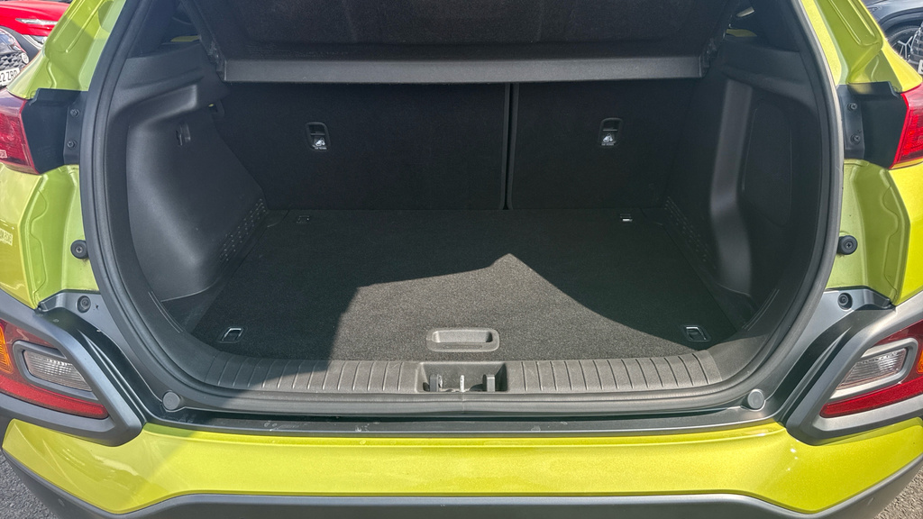 Hyundai Kona Black #15