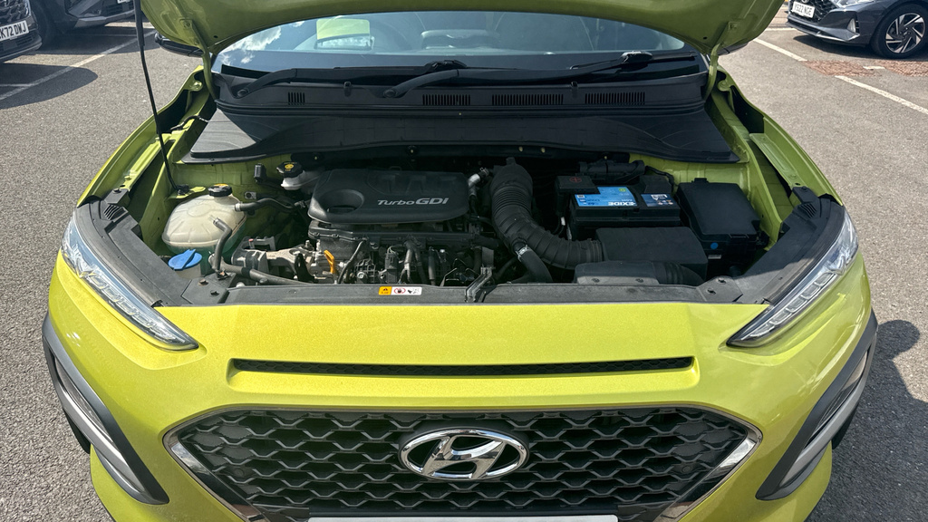 Hyundai Kona Black #16