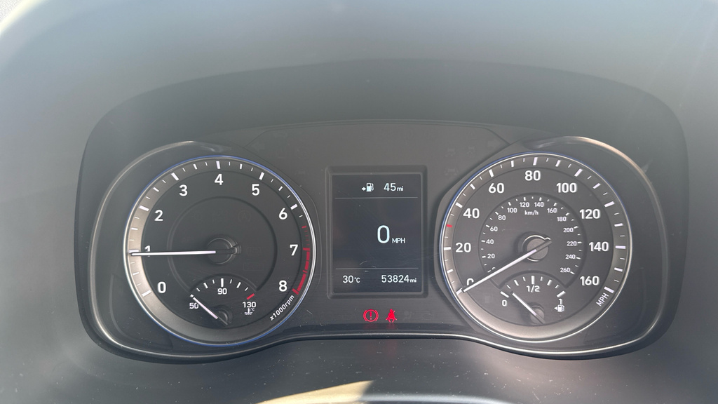 Hyundai Kona Black #13