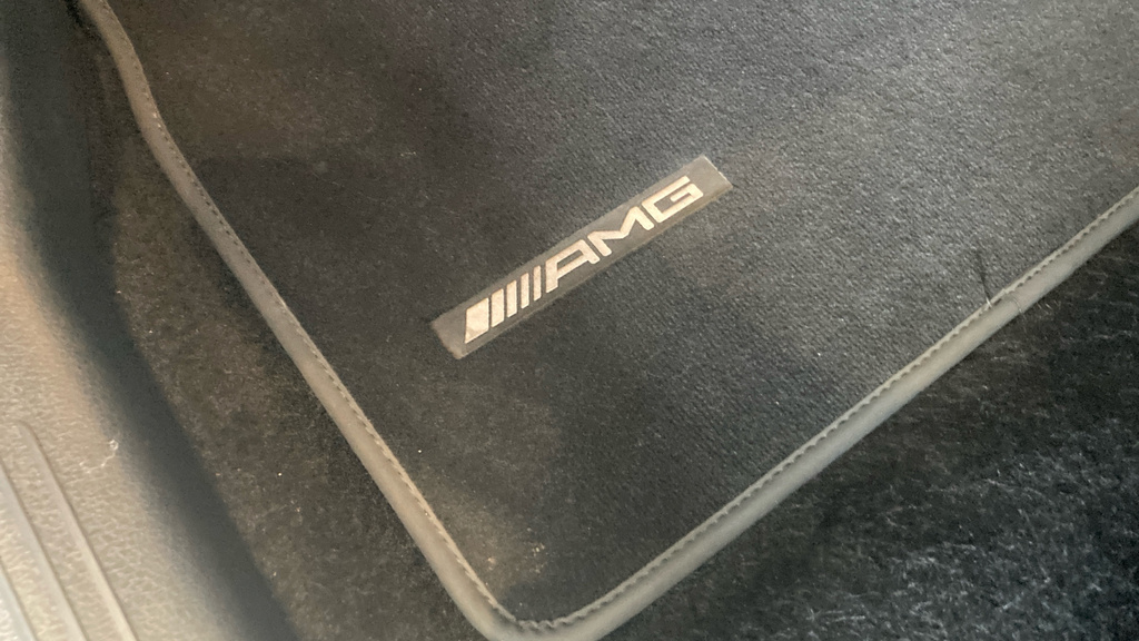 Mercedes-Benz EQA Amg Line Black #34