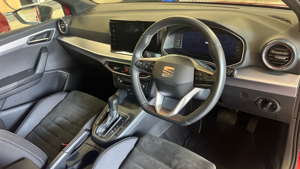 Seat Ibiza 1.0 Fr White #13