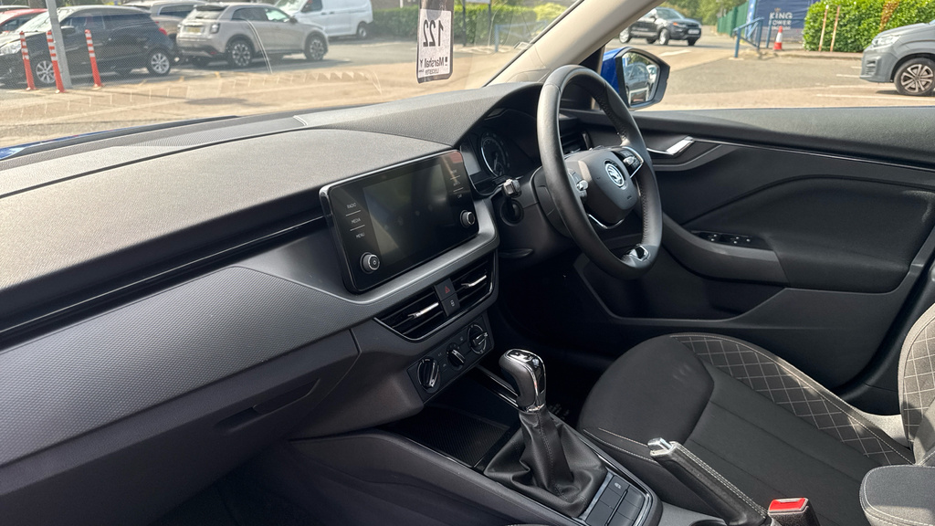 Skoda Kamiq Se Edition Blue #10