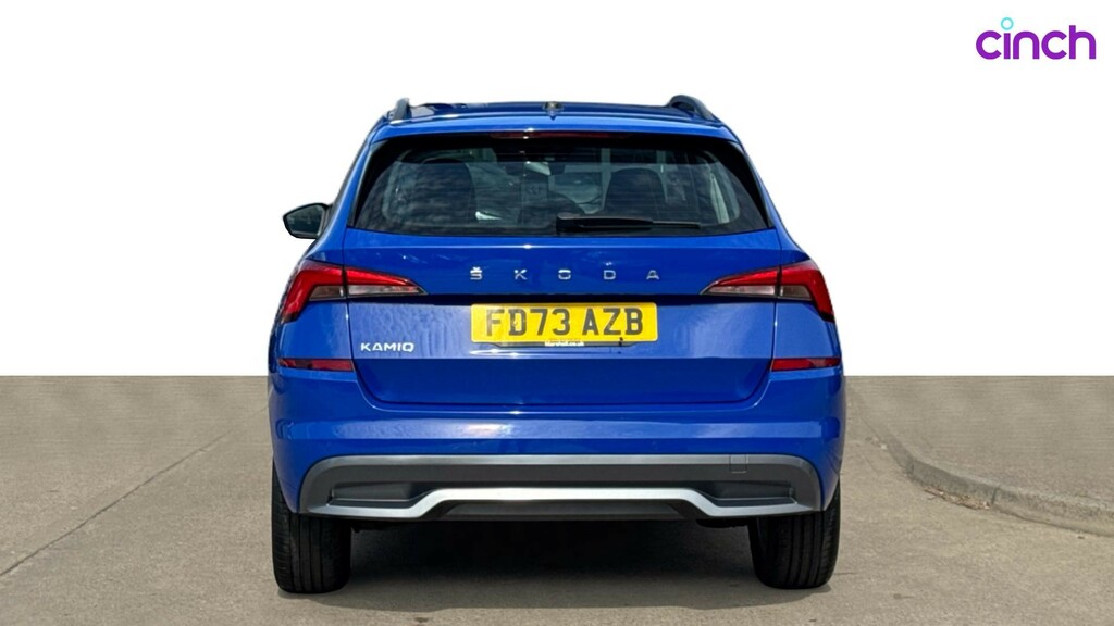Skoda Kamiq Se Edition Blue #4