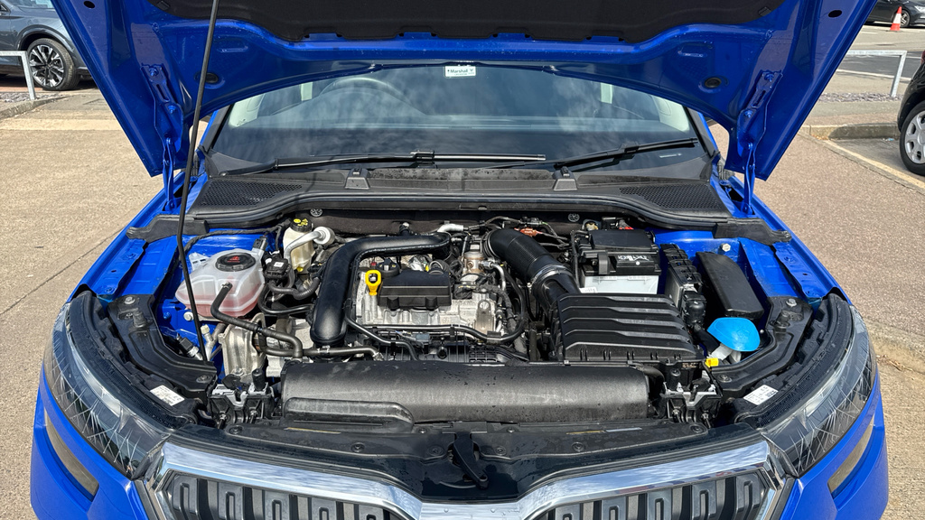 Skoda Kamiq Se Edition Blue #16