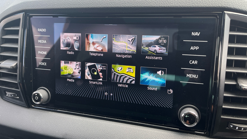 Skoda Karoq Se Technology Blue #32