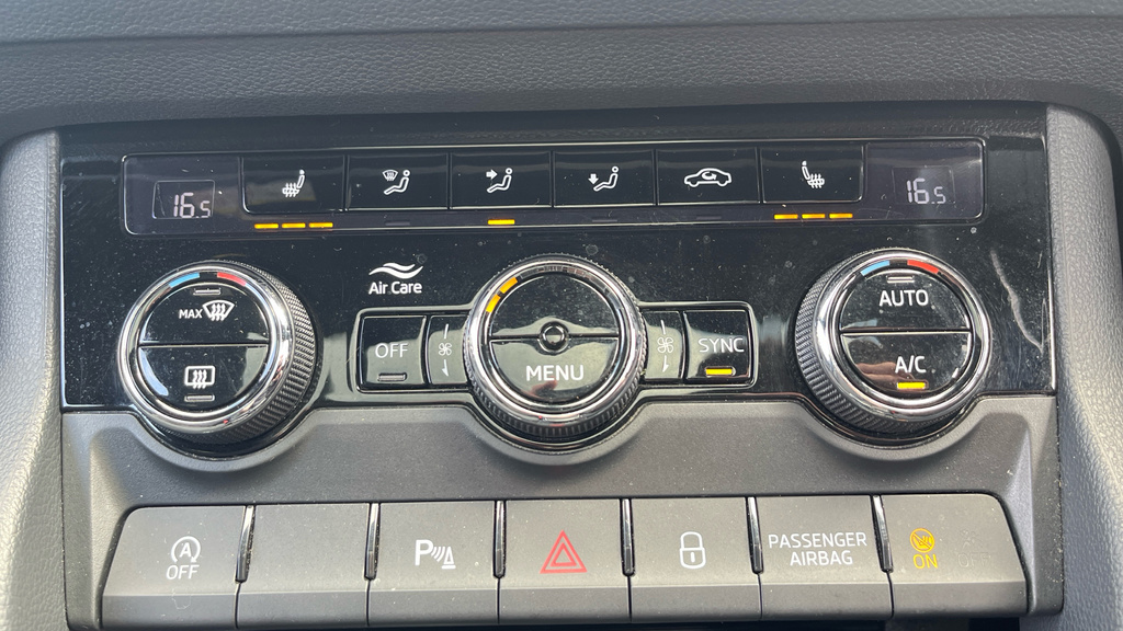 Skoda Karoq Se Technology Blue #14