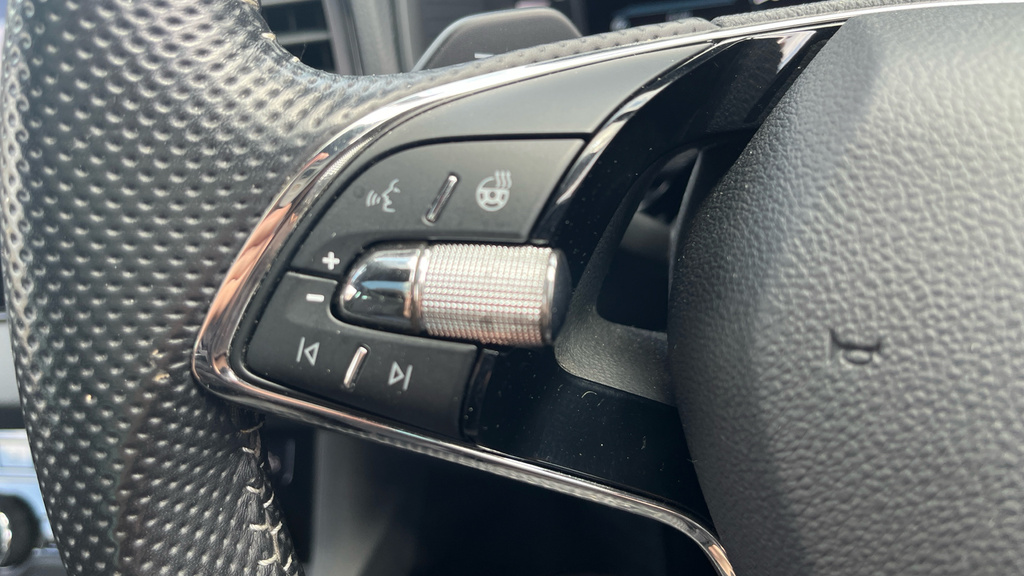 Skoda Karoq Se Technology Blue #15