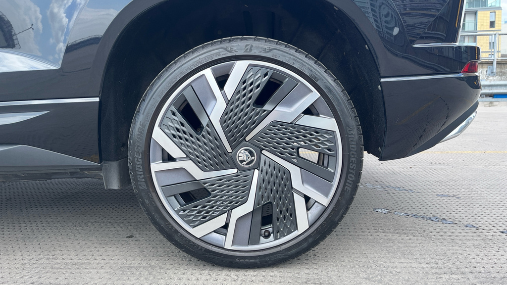 Skoda Karoq Se Technology Blue #25