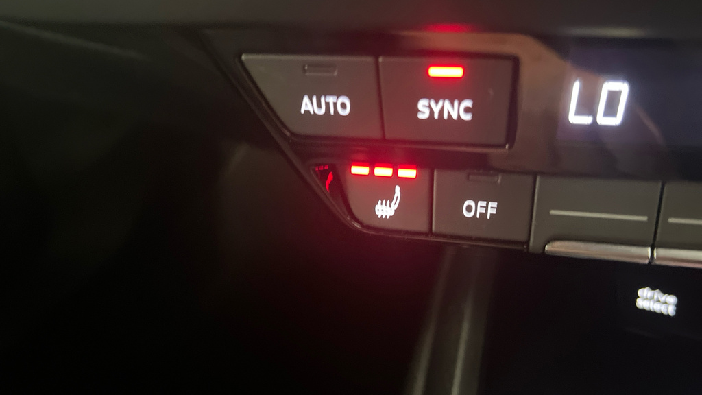 Audi Q4 E Tron 40 Edition 1 82Kwh Black #34
