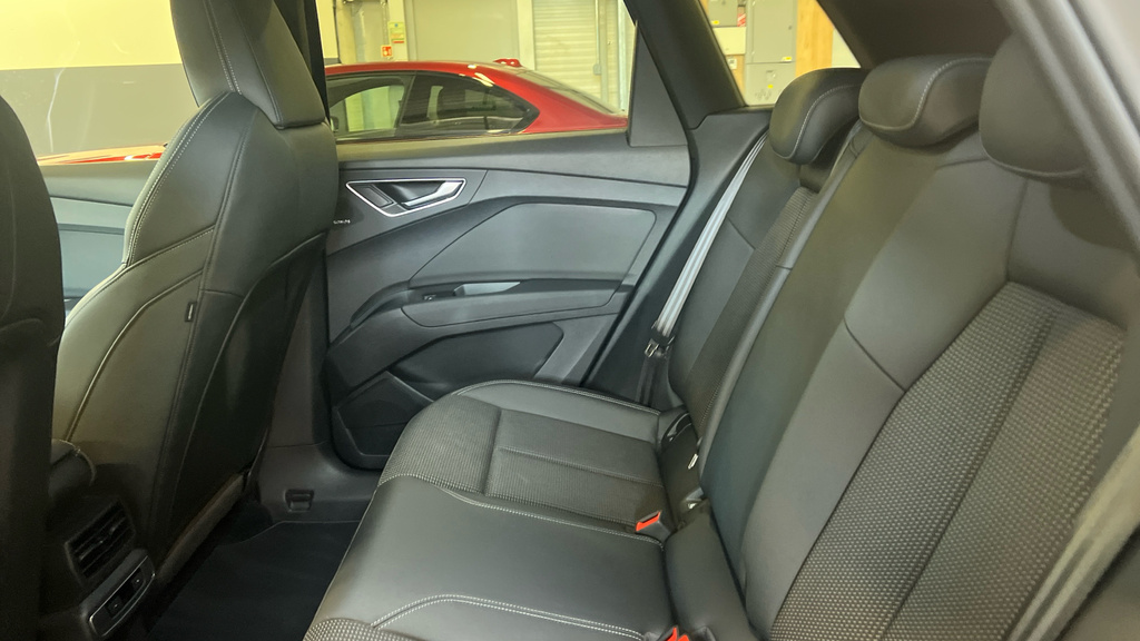 Audi Q4 E Tron 40 Edition 1 82Kwh Black #16