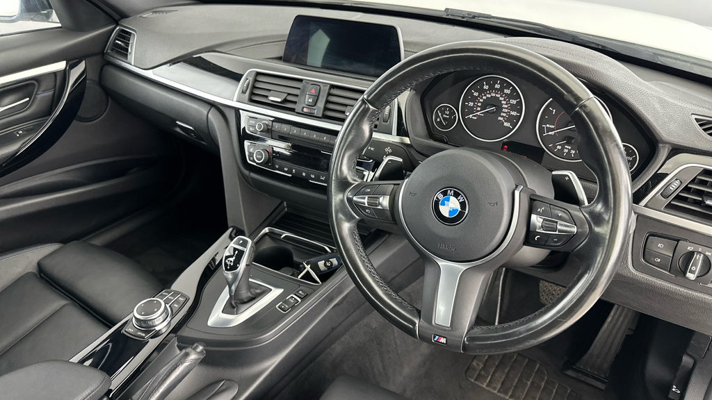BMW 3 Series Se White #9