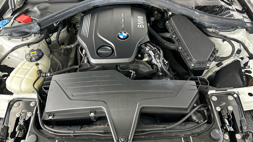 BMW 3 Series Se White #22