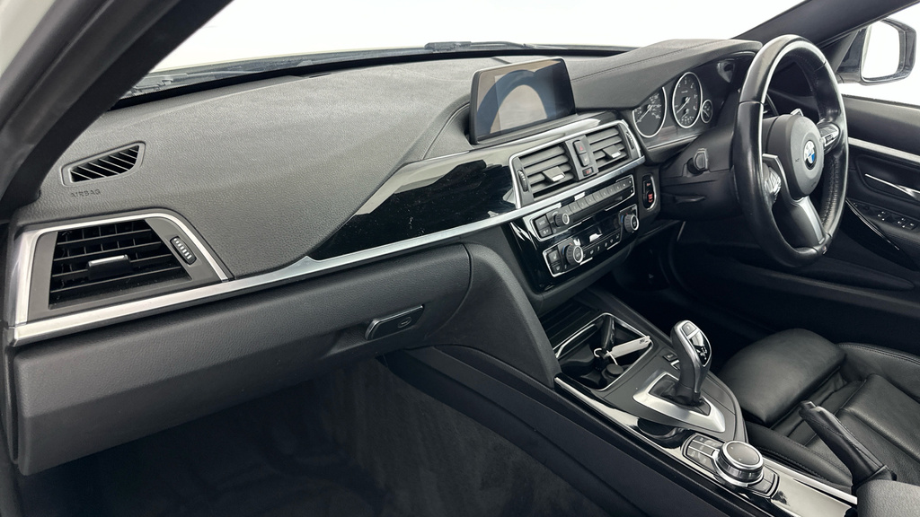 BMW 3 Series Se White #10