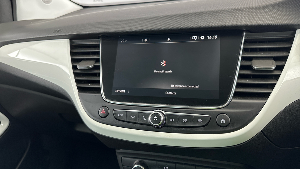 Vauxhall Crossland X Elite White #14