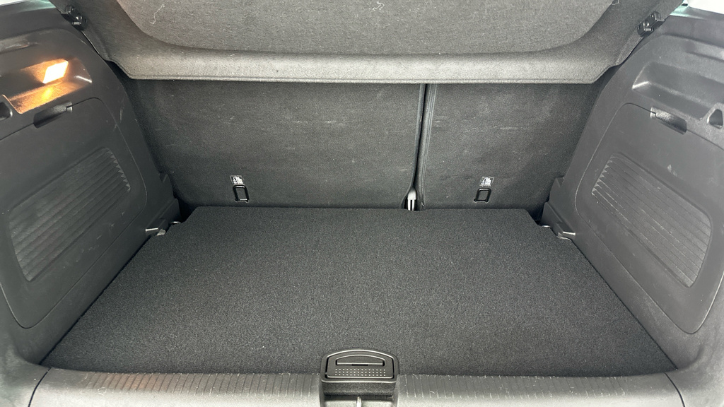 Vauxhall Crossland X Elite White #20