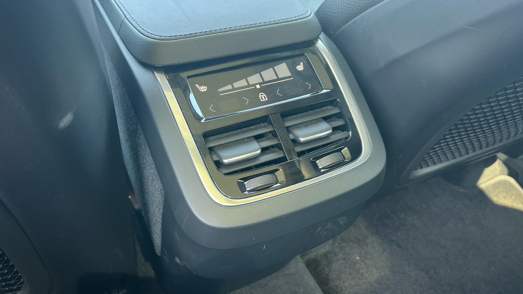 Volvo XC90 Suv Black #45