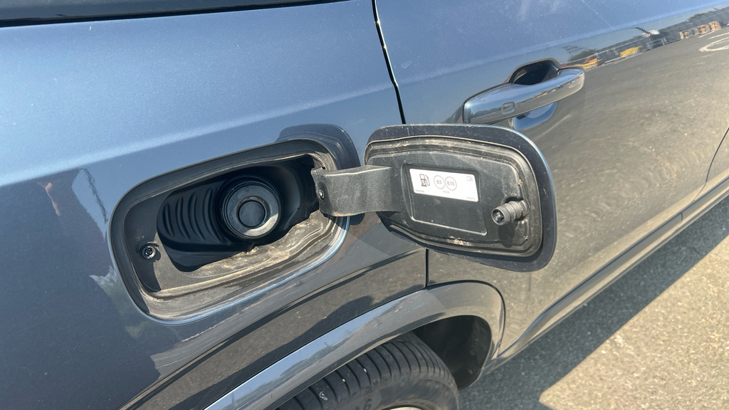 Volvo XC90 Suv Black #24