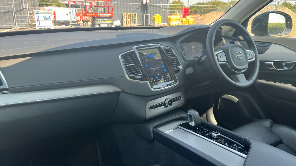 Volvo XC90 Suv Black #10