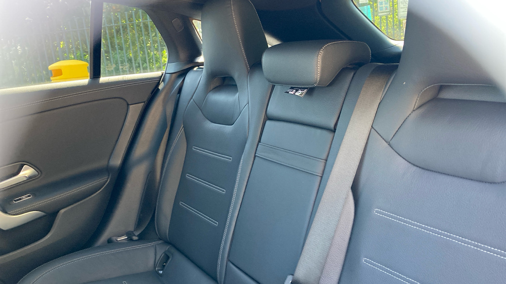 Mercedes-Benz CLA Class Cla 200 Amg Line Executive Tip Black #14