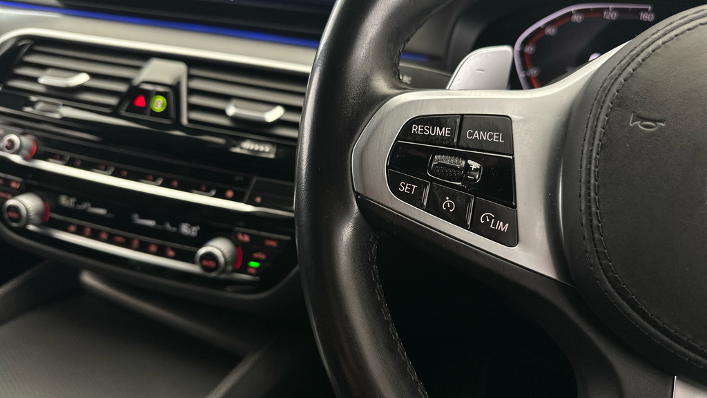 BMW 5 Series Saloon Grey #13