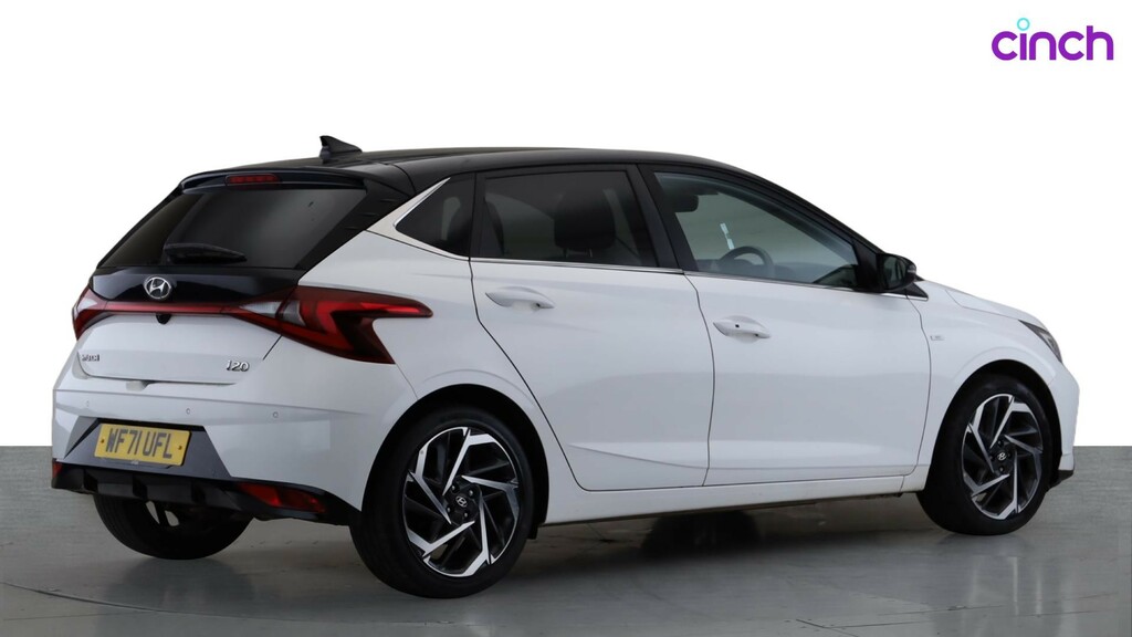 Hyundai I20 Ultimate White #3