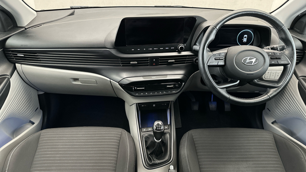 Hyundai I20 Ultimate White #16