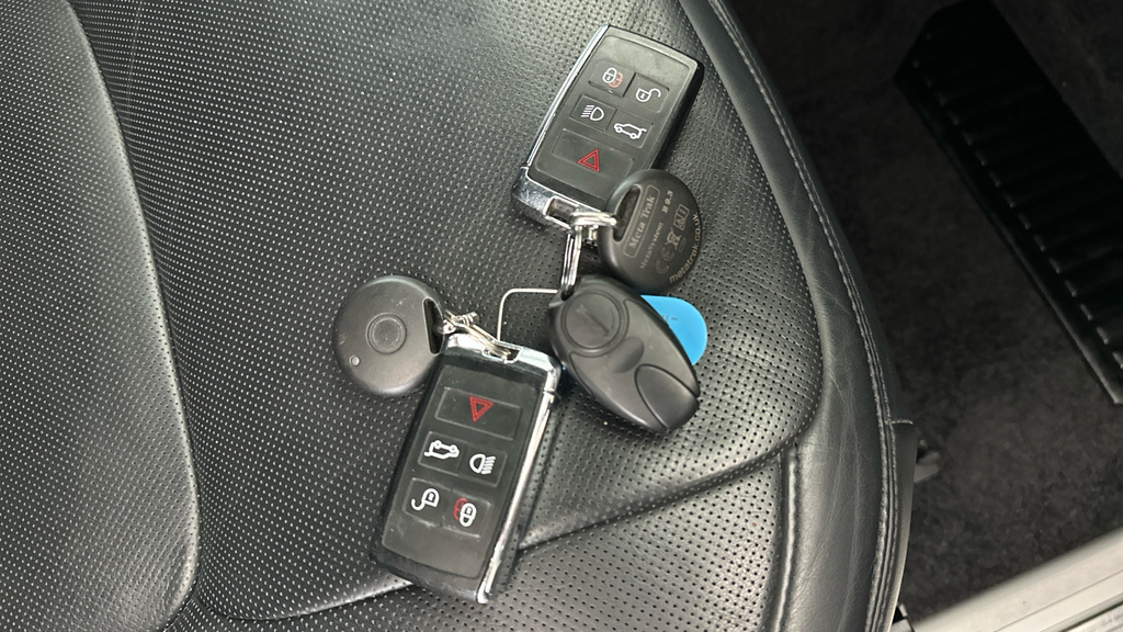 Land Rover Range Rover R-dynamic Hse Silver #30