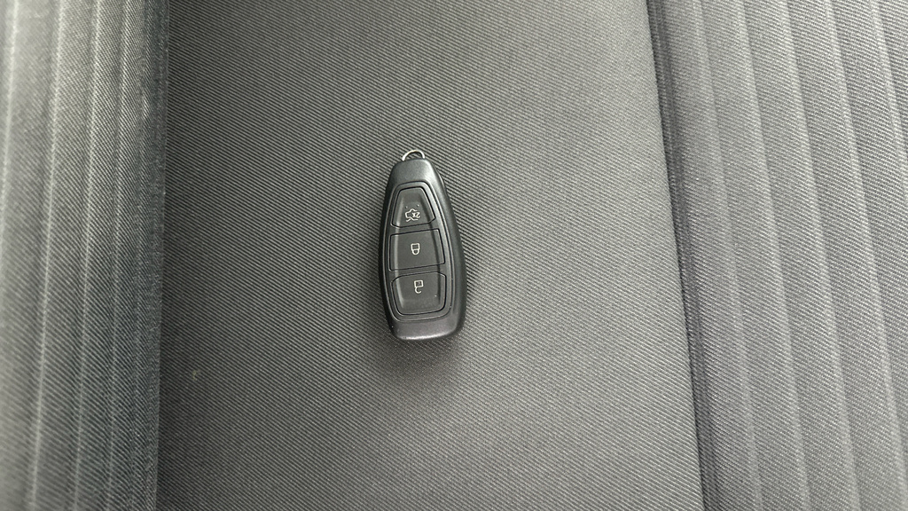Ford C-Max 1.0 Ecoboost Zetec Grey #26