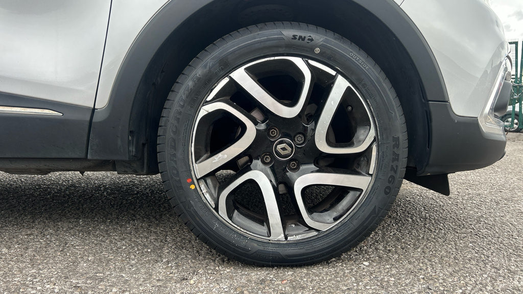 Renault Captur 0.9 Tce 90 Play Red #20