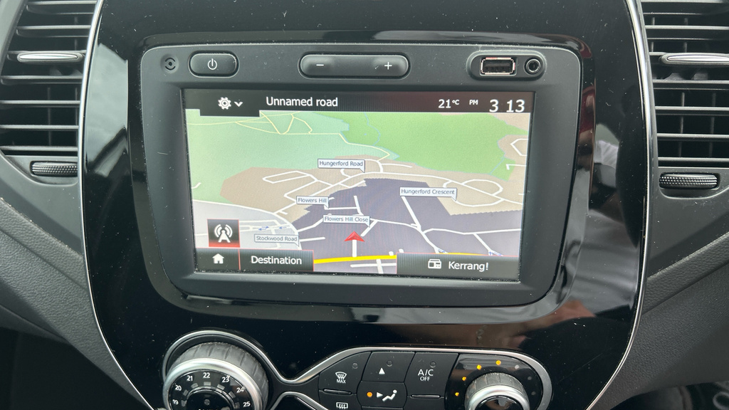 Renault Captur 0.9 Tce 90 Play Red #28