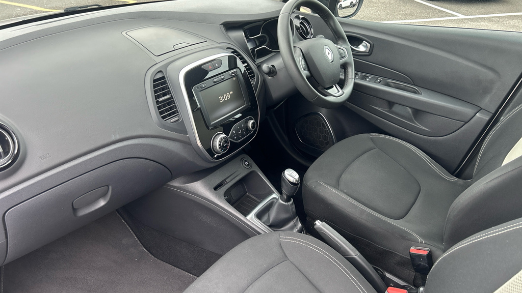 Renault Captur 0.9 Tce 90 Play Red #10
