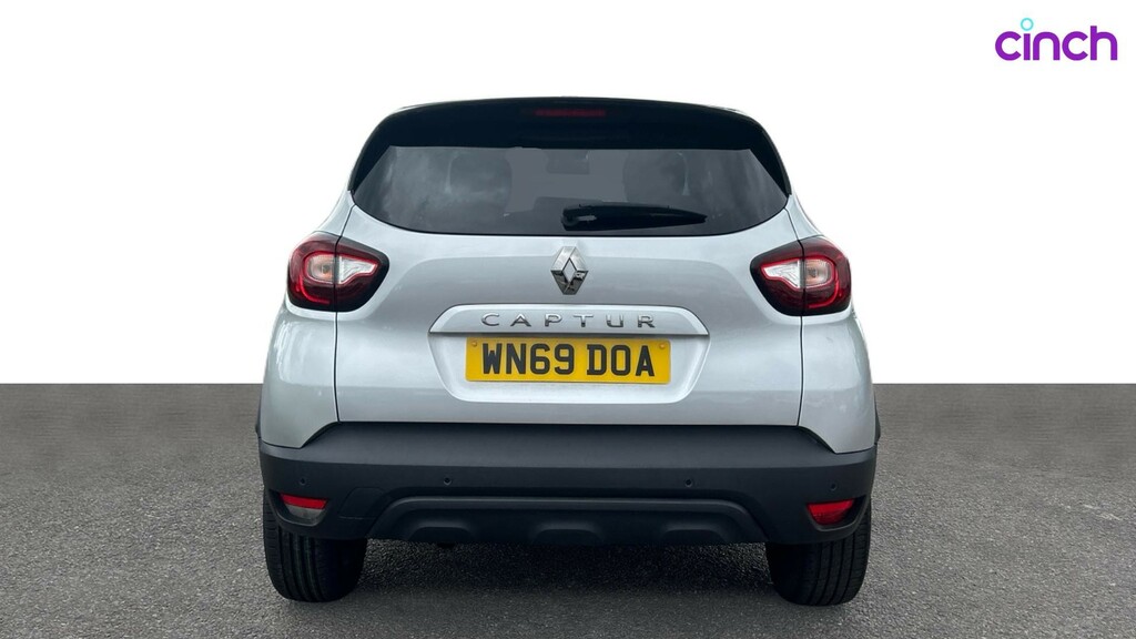 Renault Captur 0.9 Tce 90 Play Red #4