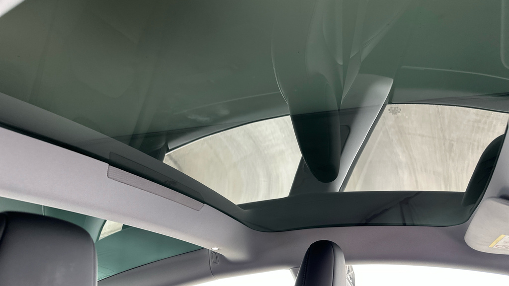Tesla Model 3 Dual Motor Long Range Saloon 4 Black #3