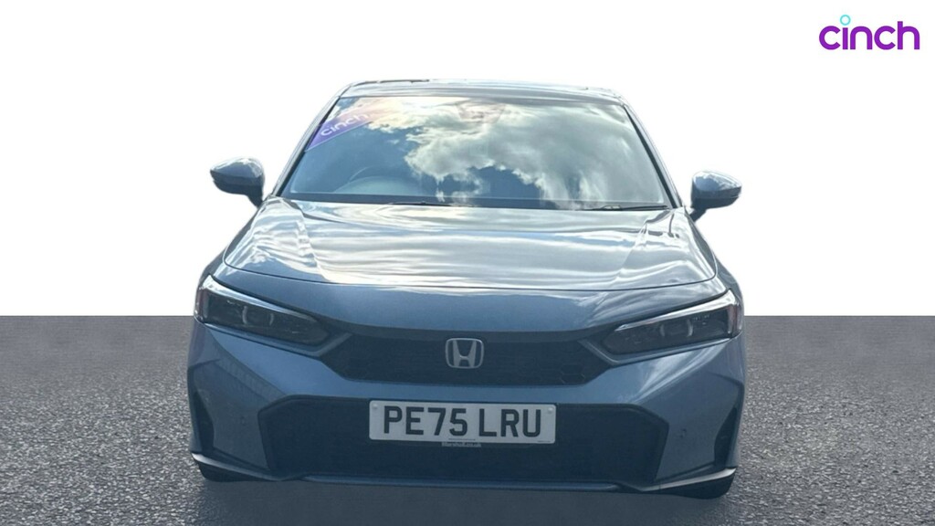 Honda Civic I-mmd Advance White #8