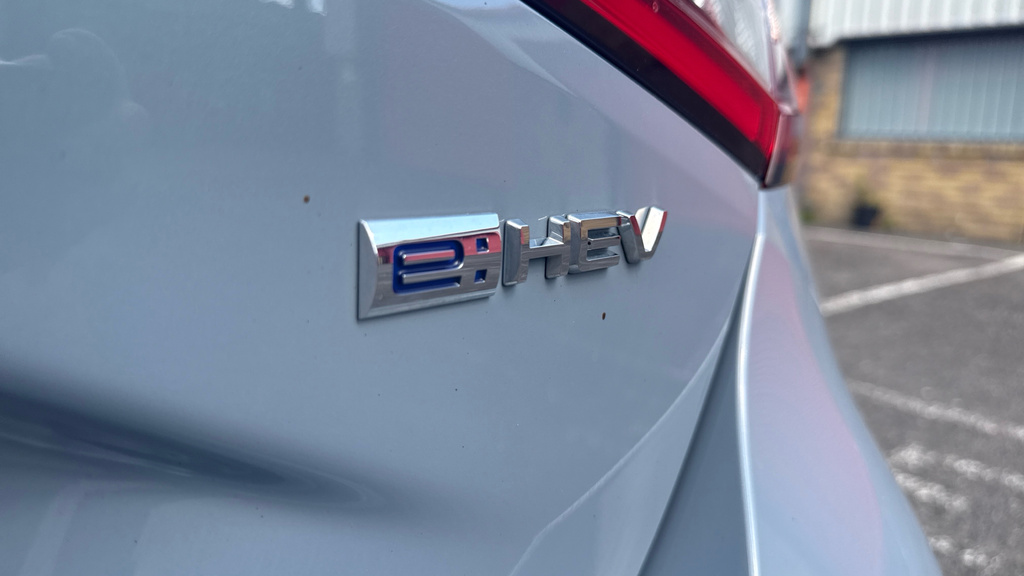 Honda Civic I-mmd Advance White #21