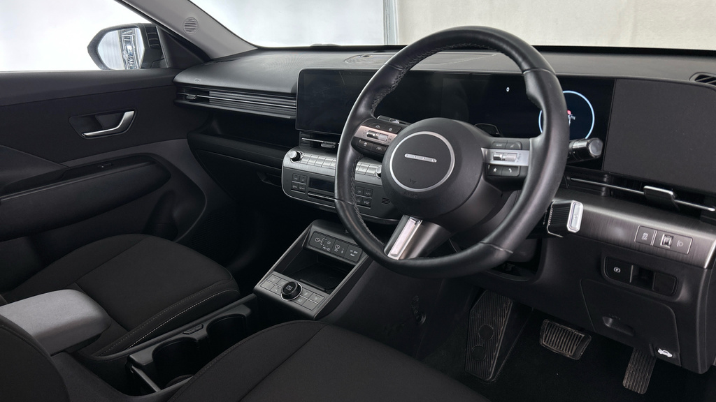 Hyundai Kona Advance Black #11