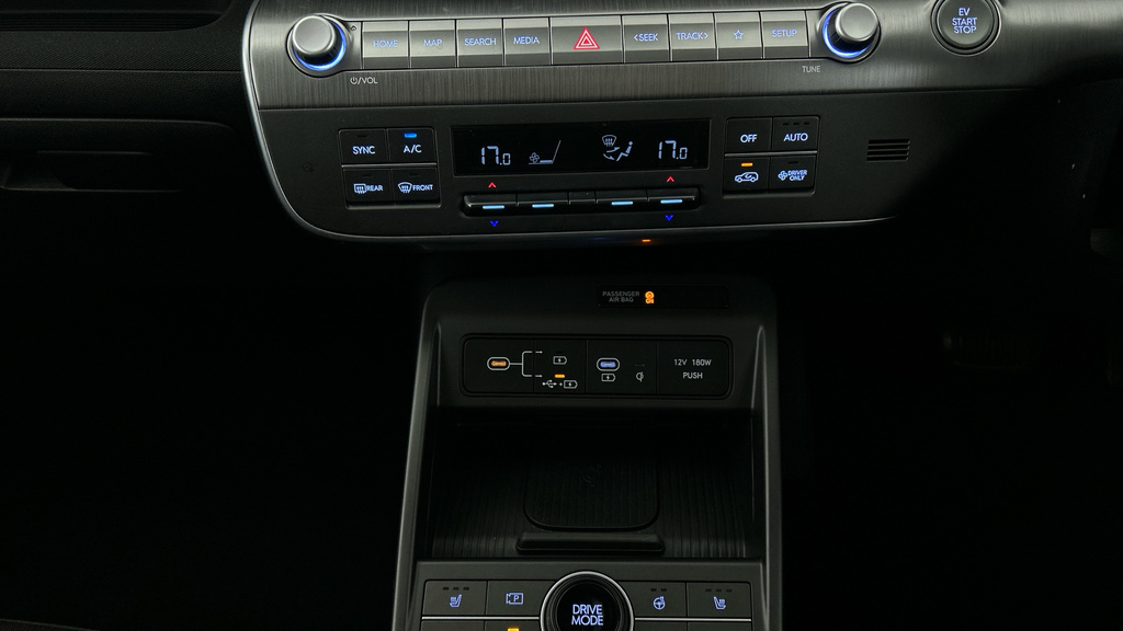 Hyundai Kona Advance Black #13