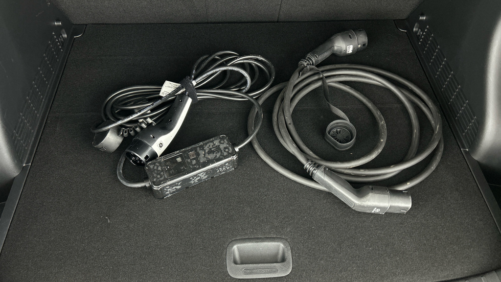 Hyundai Kona Advance Black #32