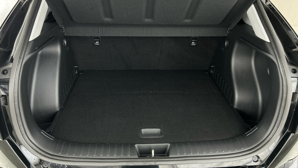 Hyundai Kona Advance Black #24