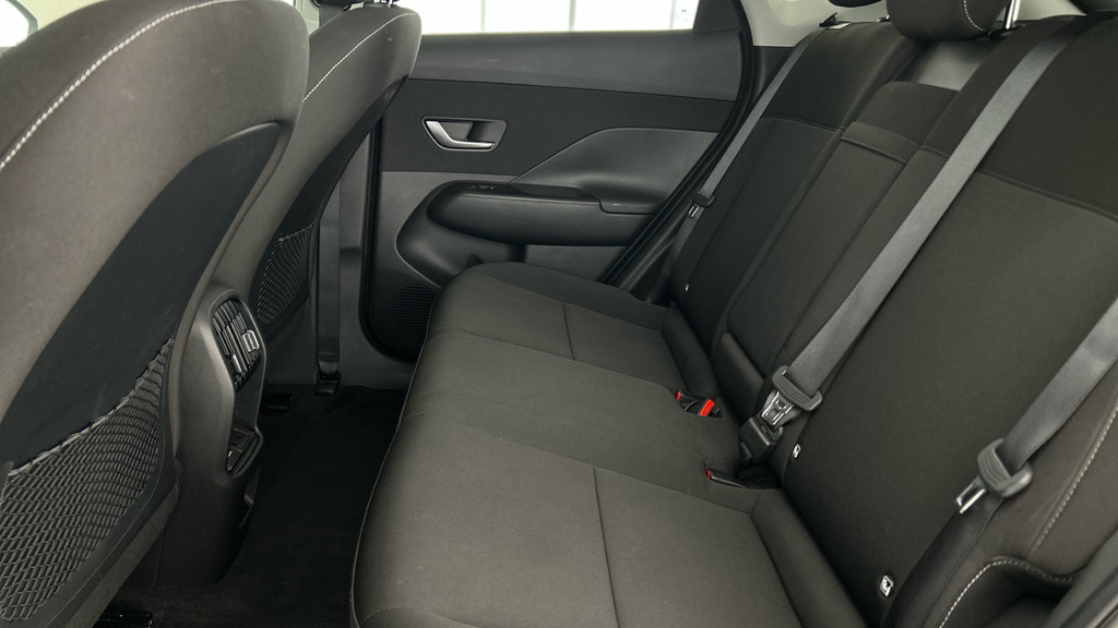 Hyundai Kona Advance Black #22