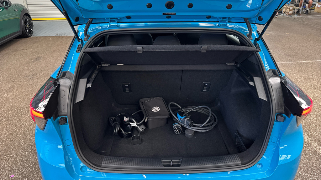 MG MG4 64Kwh Se Long Range Hatchback 2 Black #15