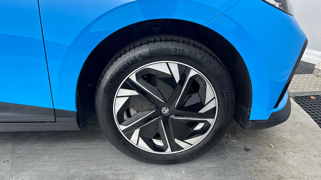 MG MG4 64Kwh Se Long Range Hatchback 2 Black #20