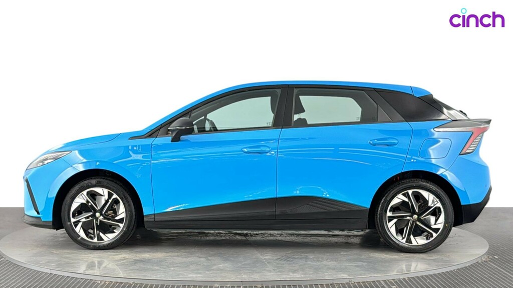 MG MG4 64Kwh Se Long Range Hatchback 2 Black #6