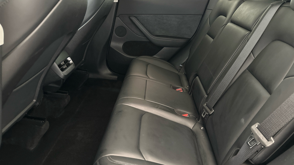 Tesla Model Y Dual Motor Long Range Suv 4Wde Blue #20