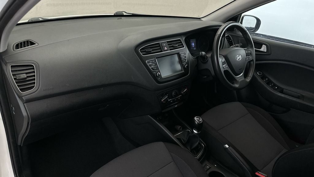 Hyundai I20 Se Silver #11
